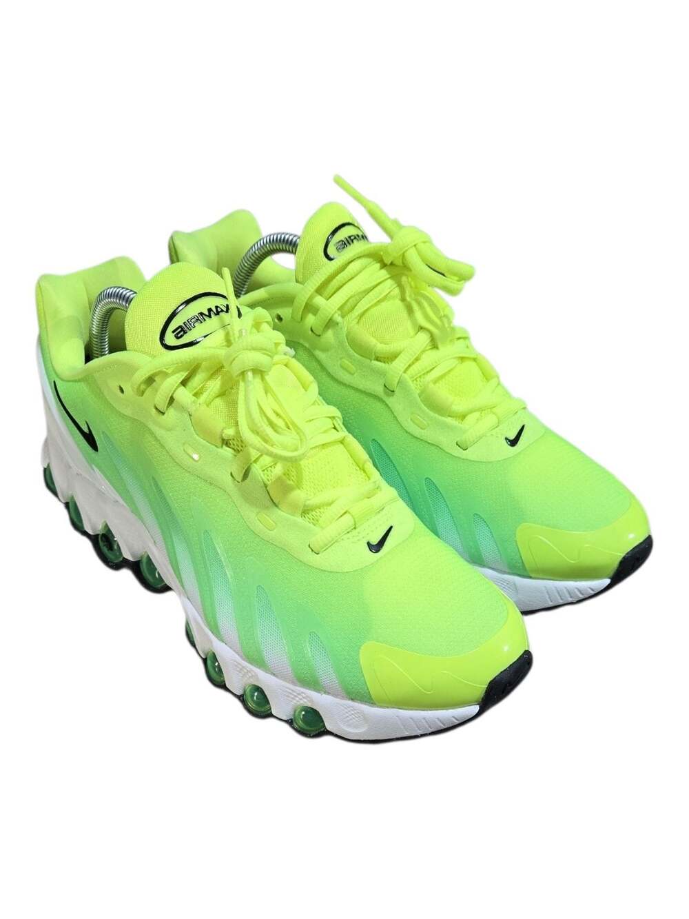 Nike Air Max Dn8 Women's Volt/Green Strike Sneakers Size 10